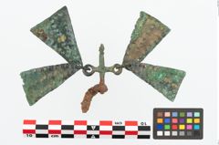 Foto von Bronzevierfachösenstift (NHMW-PRAE-026660)